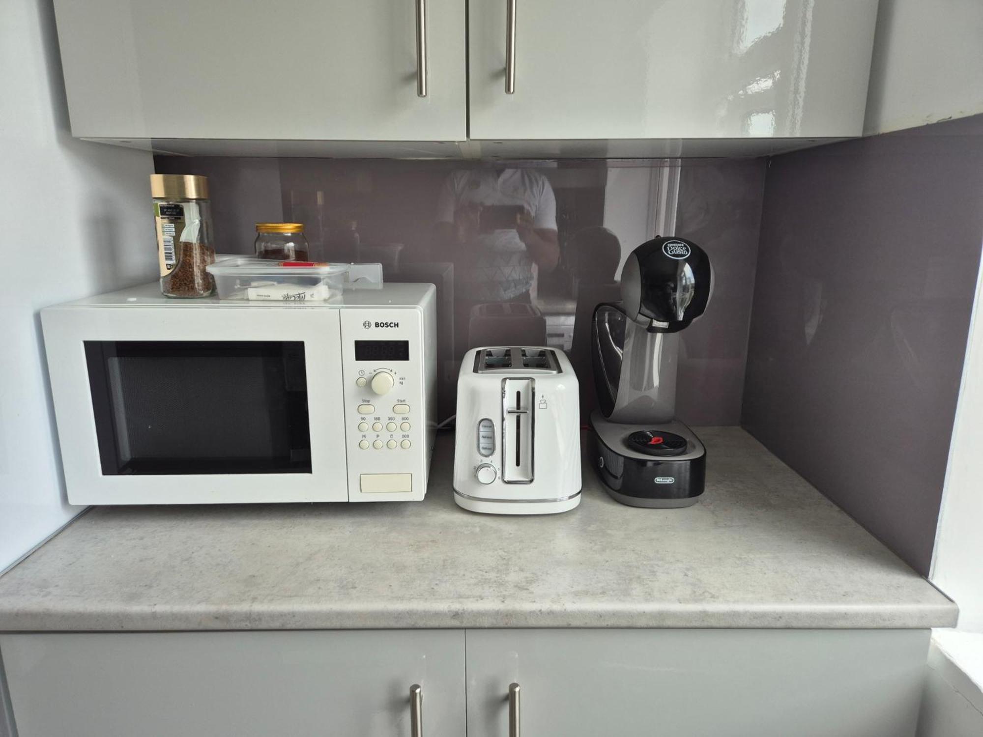 Lovely & Beautiful 2 Bed-Apartment In Borehamwood Exterior photo