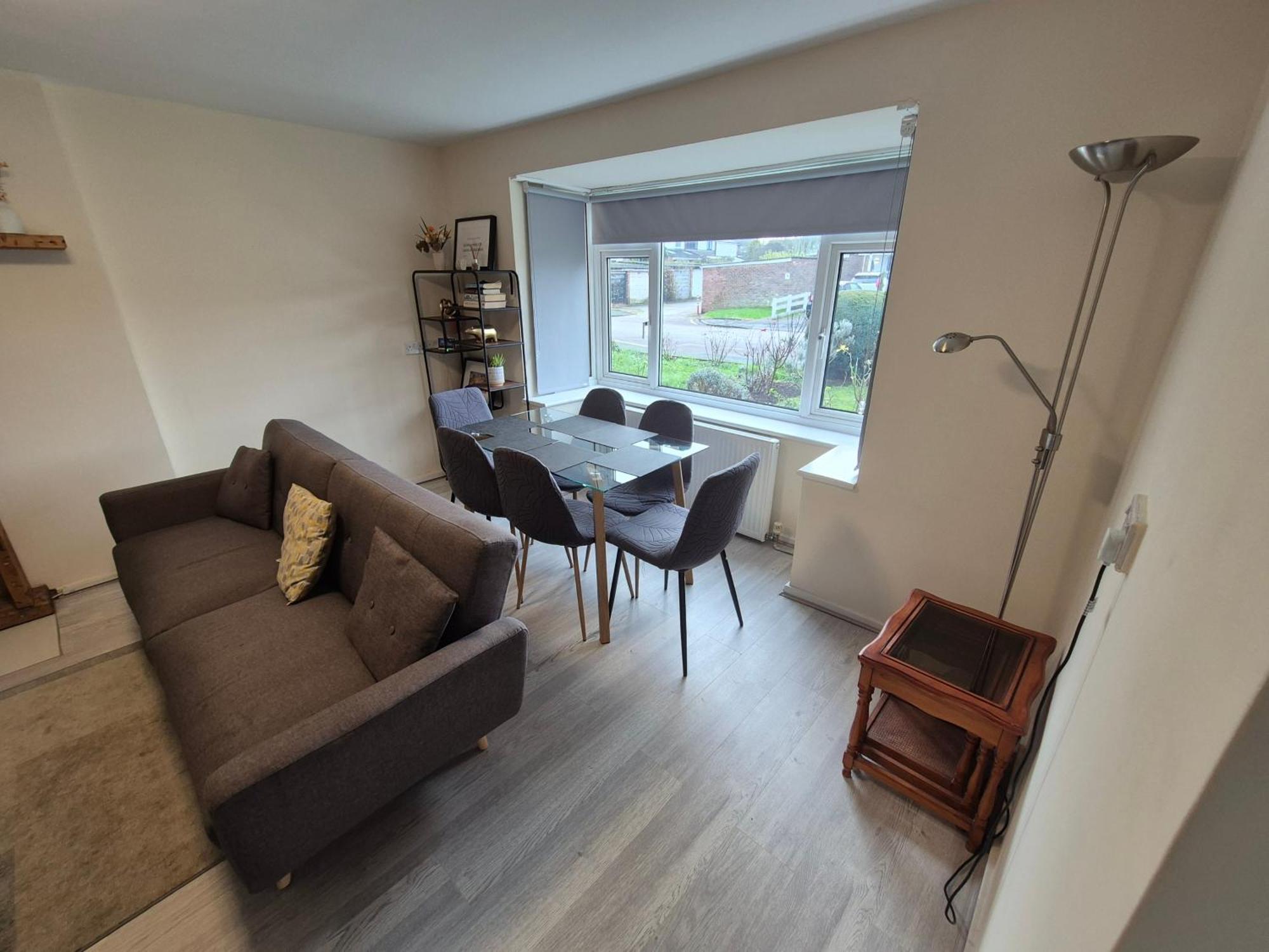 Lovely & Beautiful 2 Bed-Apartment In Borehamwood Exterior photo